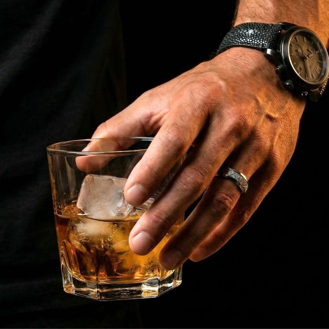 Tungsten 6mm Ring with Meteorite - Tungsten Titans