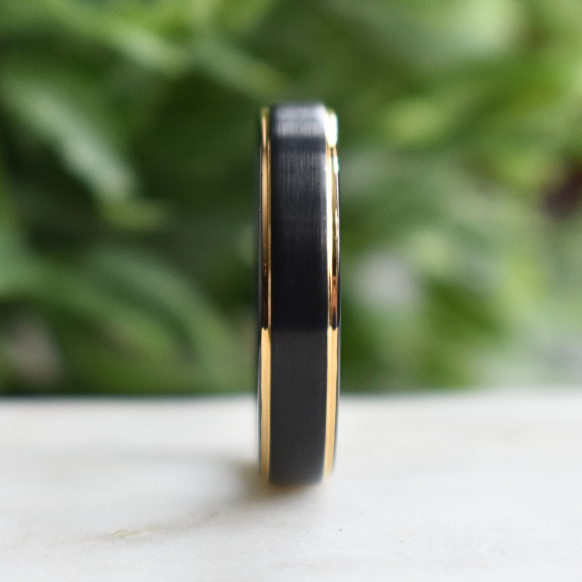 Black 5mm Tungsten Ring with Gold Bevelled Edges - Tungsten Titans