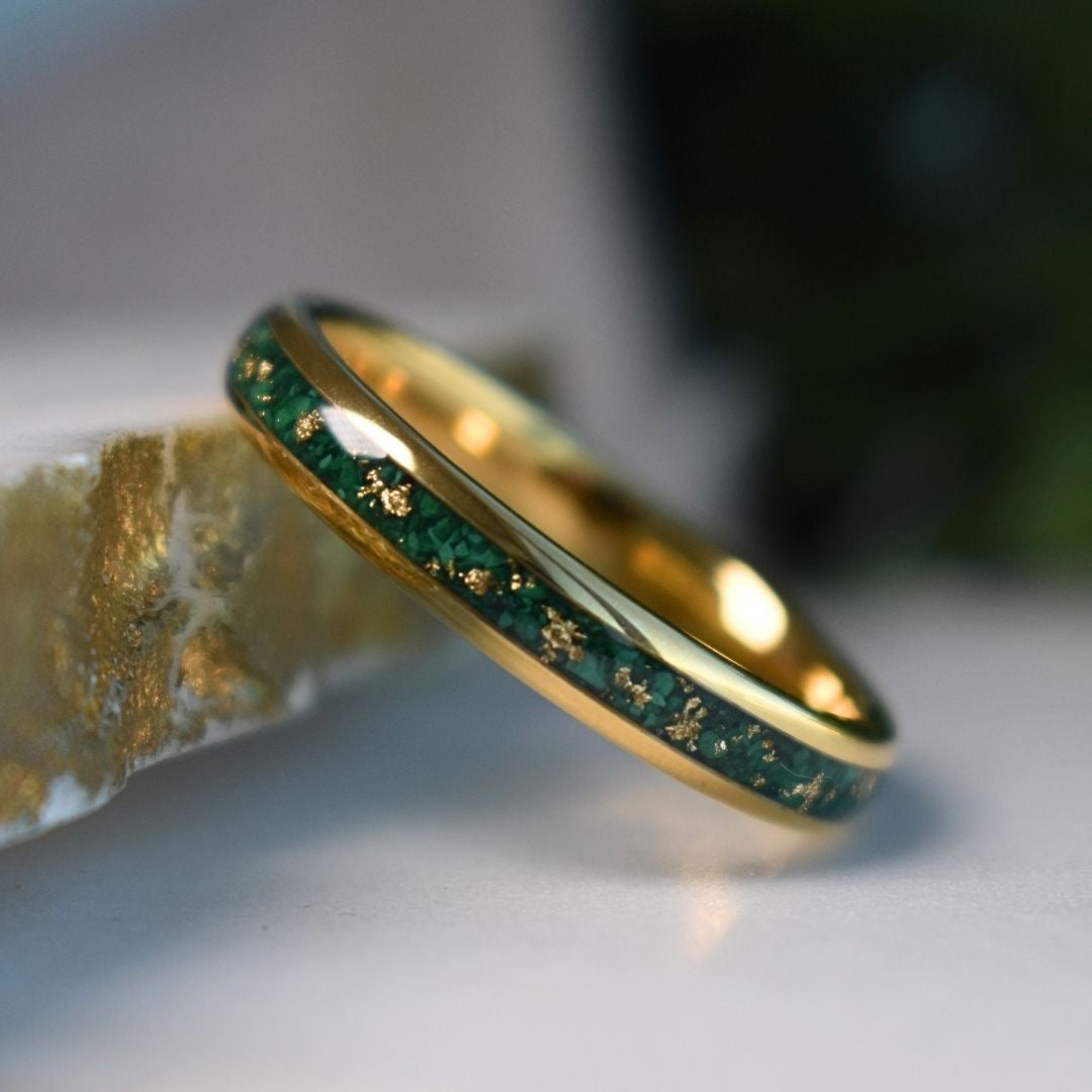 Tungsten 4mm Gold Ring with Malachite & Gold Leaf Inlay