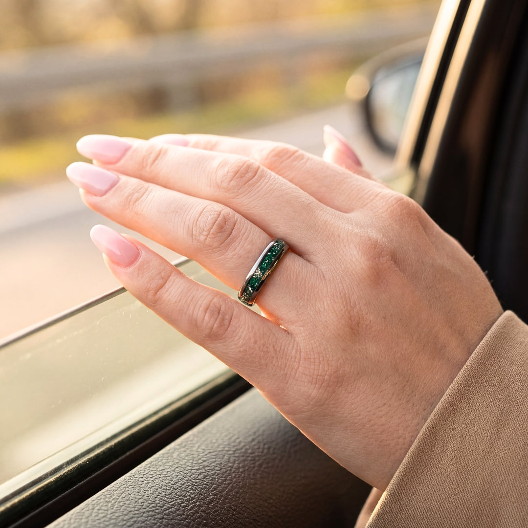 Tungsten 4mm Ring with Malachite & Gold Leaf Inlay