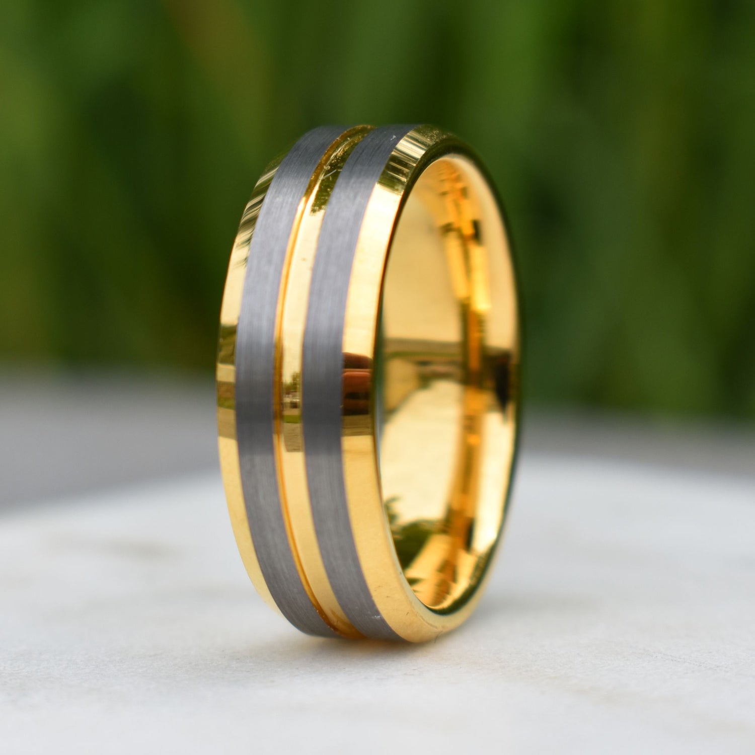 Tommyway Jewelry Men's Stainless Steel Gold Plated CZ Band Ring – Striped Brushed Finish, Selectable Size