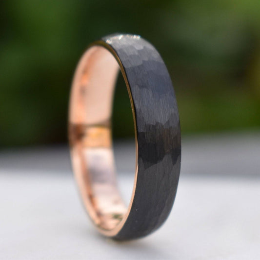 Hammered Black Tungsten 6mm Ring with Rose Gold Band