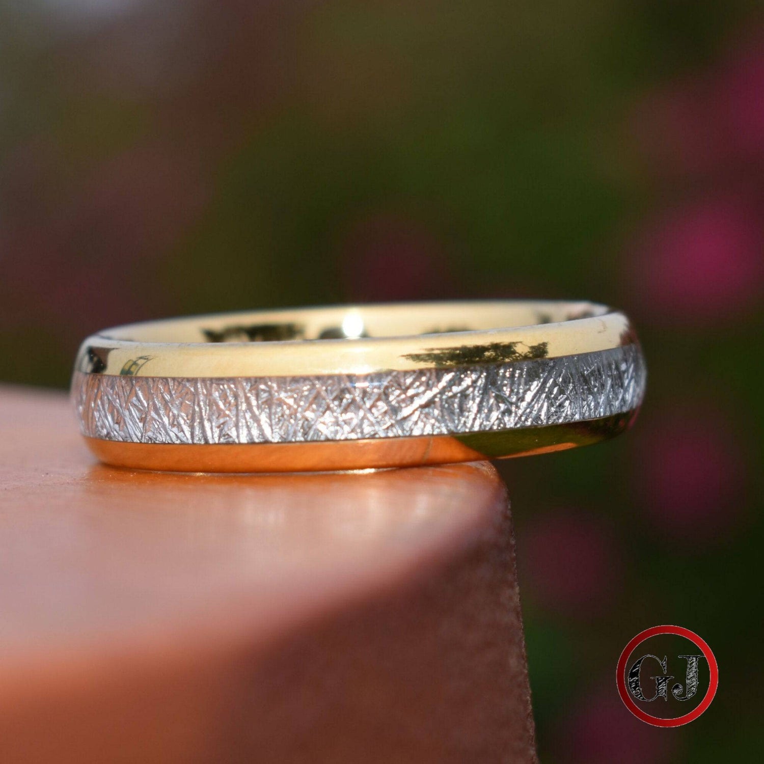 Tungsten 6mm Ring Gold with Meteorite - Tungsten Titans