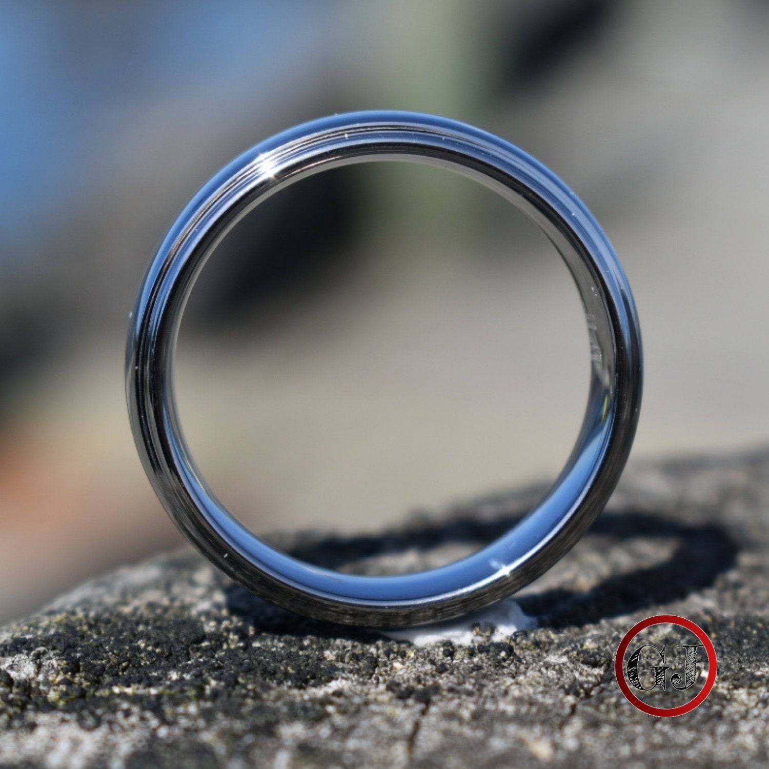 Tungsten 7mm Ring Polished Dome Silver with Bevelled Edges - Tungsten Titans