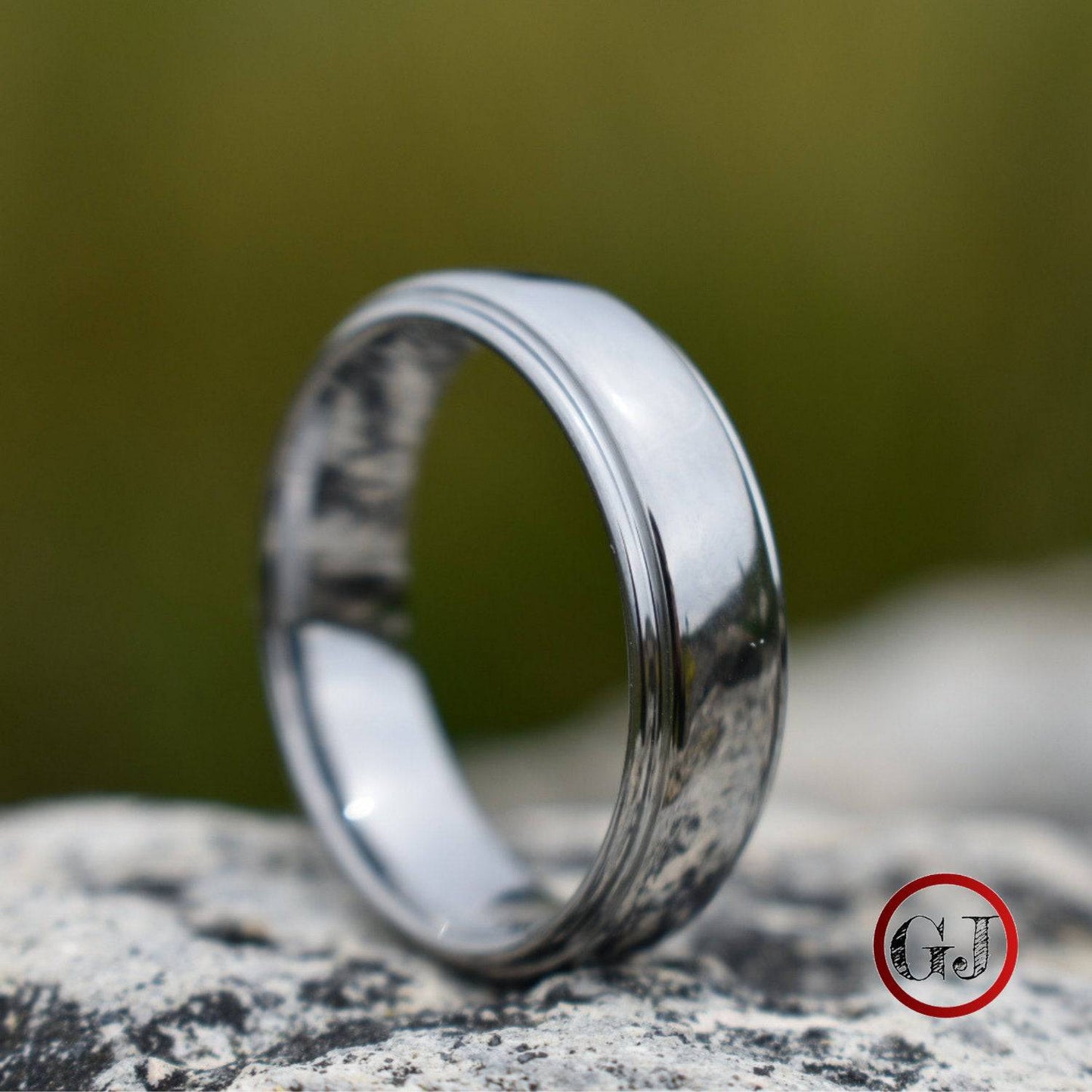 Tungsten 7mm Ring Polished Dome Silver with Bevelled Edges - Tungsten Titans