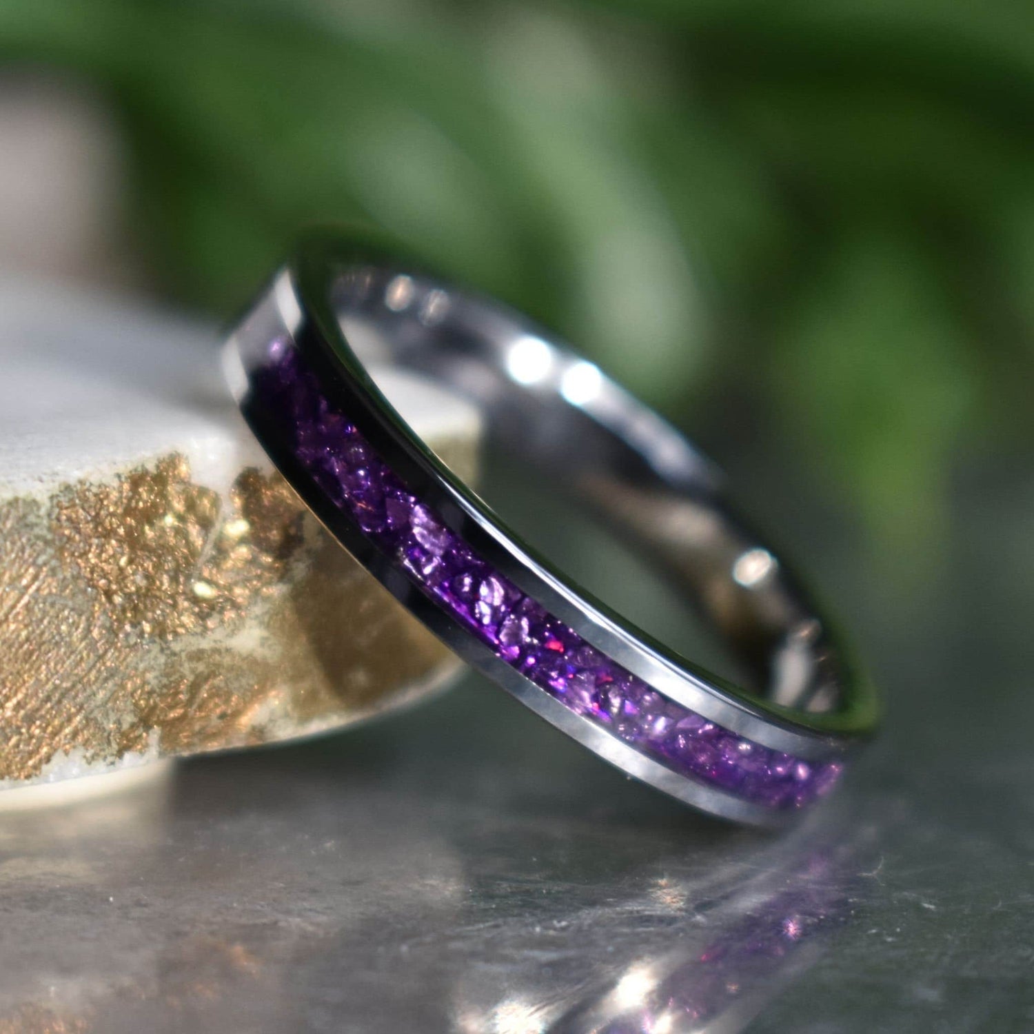 Tungsten 4mm Ring with Amethyst Inlay