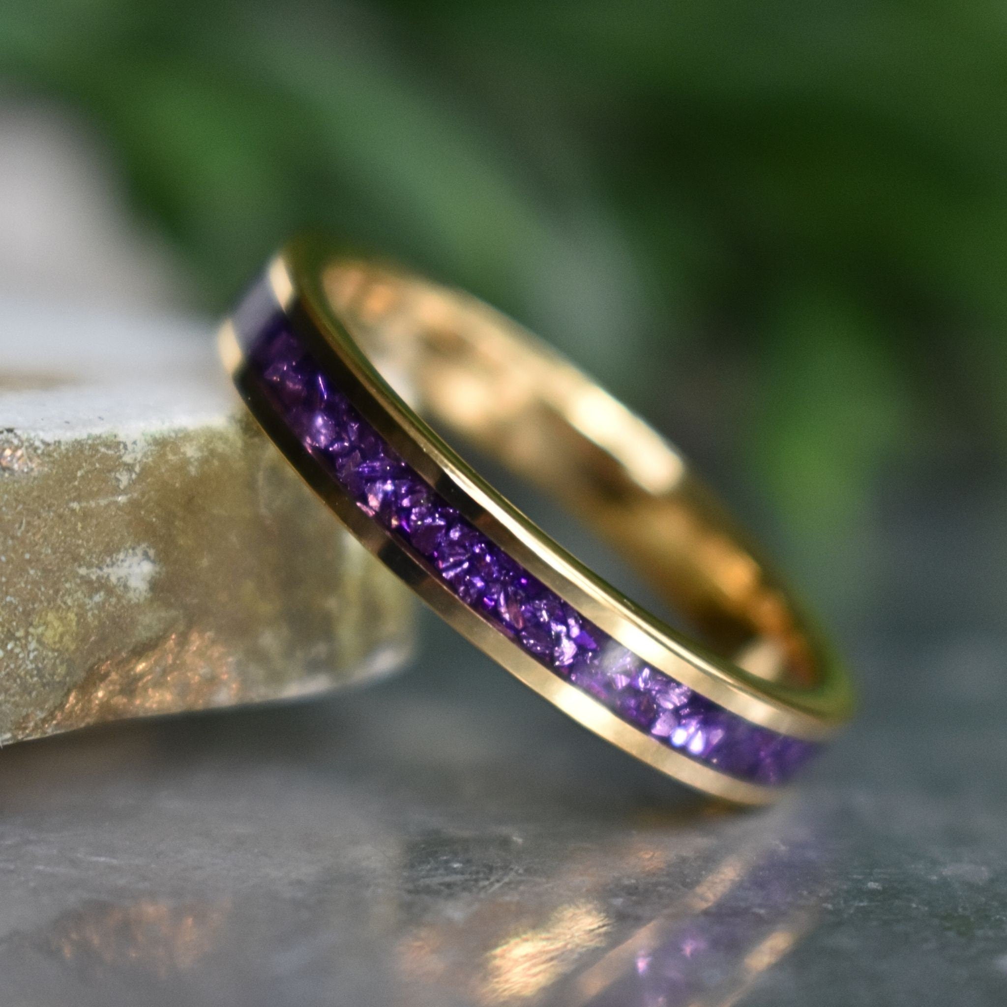 Tungsten 4mm Gold Ring with Amethyst Inlay